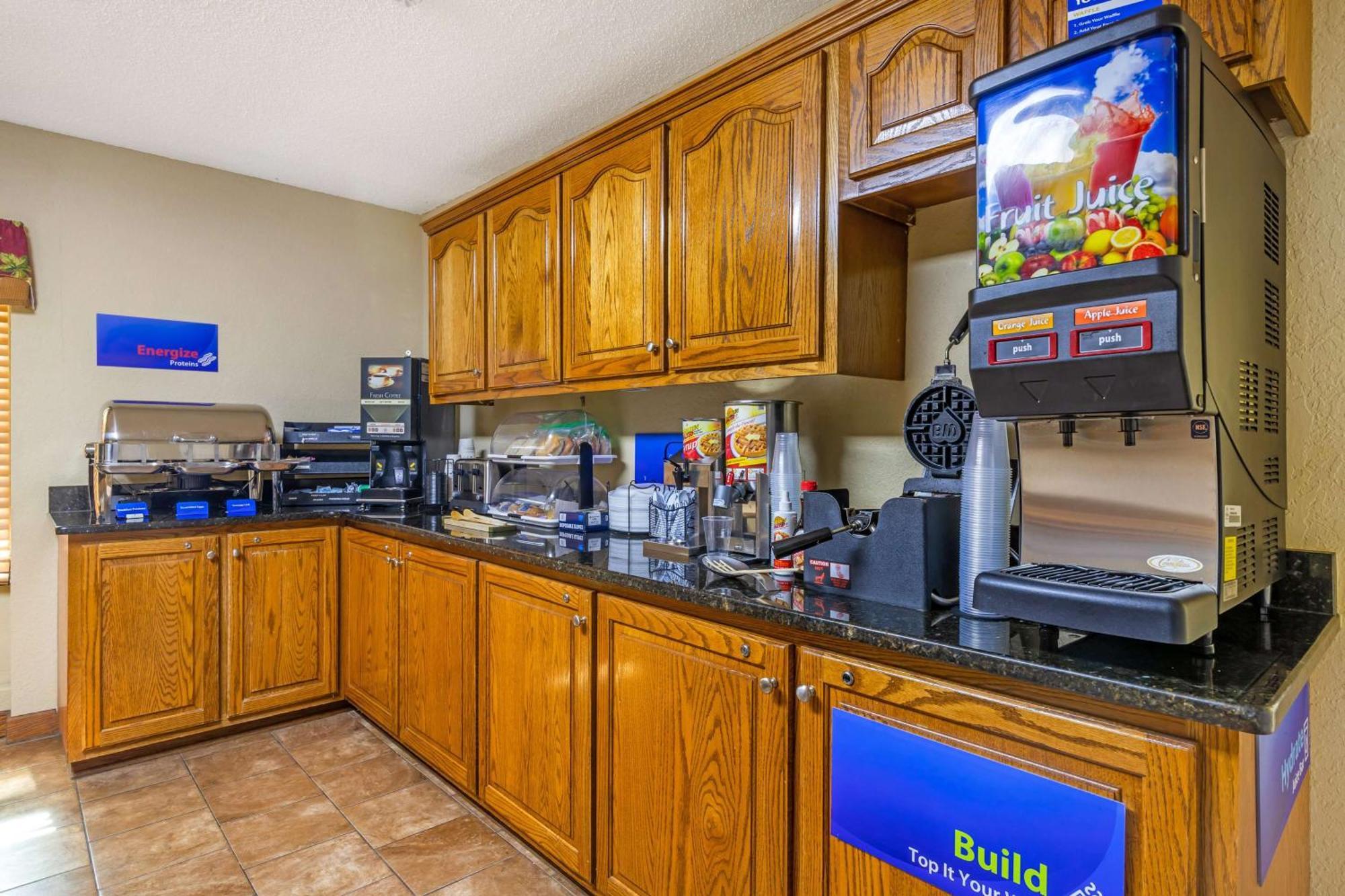 Best Western Bradford Inn Swainsboro Dış mekan fotoğraf